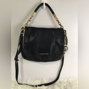 Michael Kors Messenger Bag Crossbody Shoulder Smooth Crinkled Leather EUC